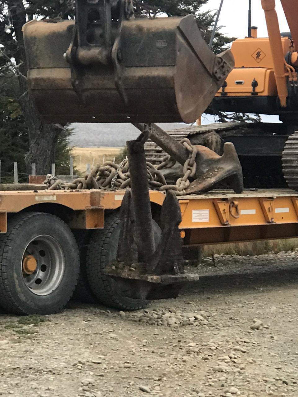 F45E3C85-5EE8-4B64-9D51-F29CBDB514C8