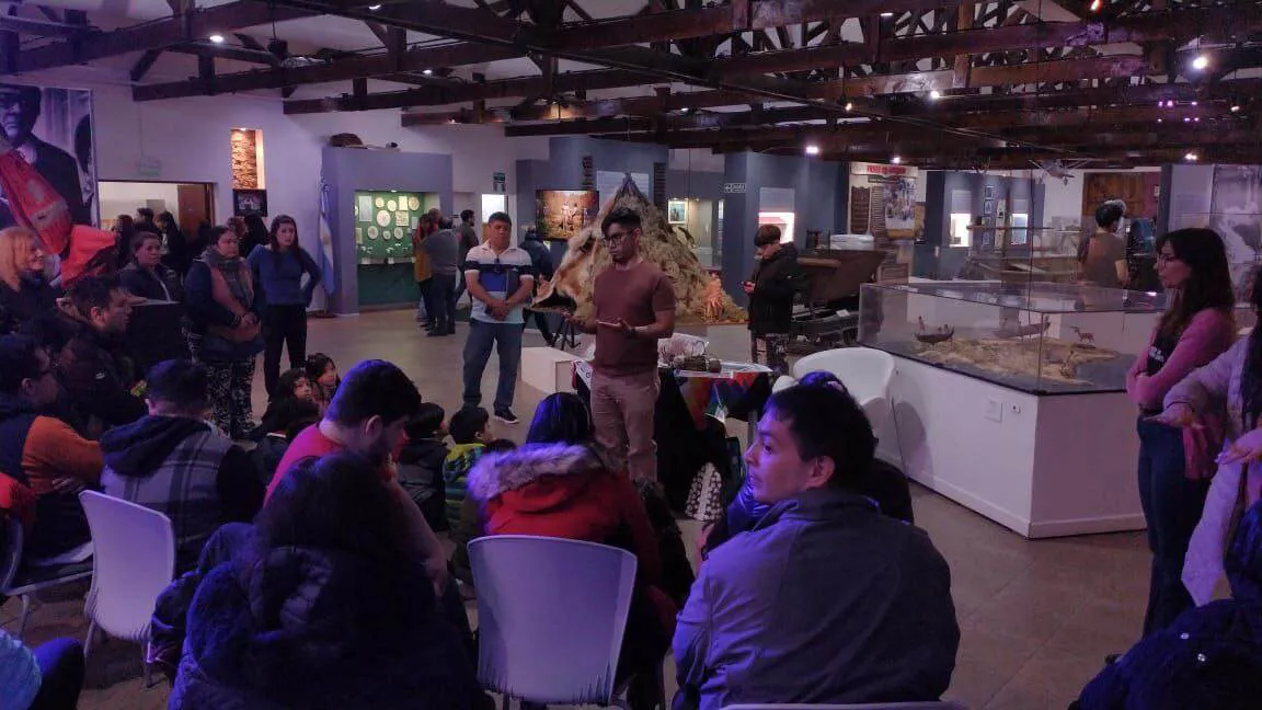 photo_4983508020671220519_y-1