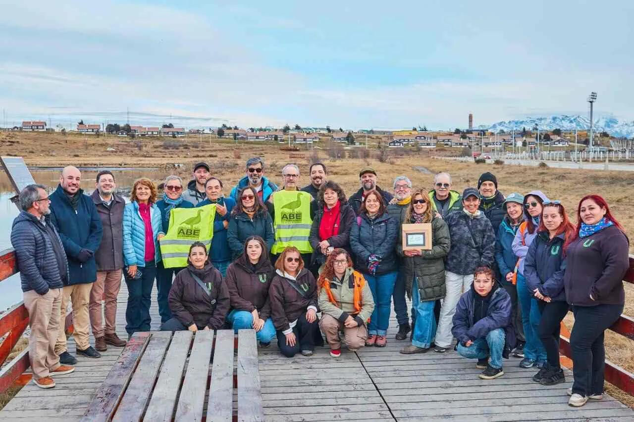 photo_4999119586838294568_y-1