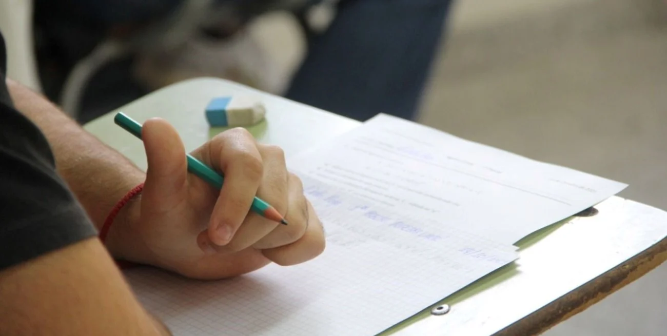 zCWLH4hTQ_1300x655__1