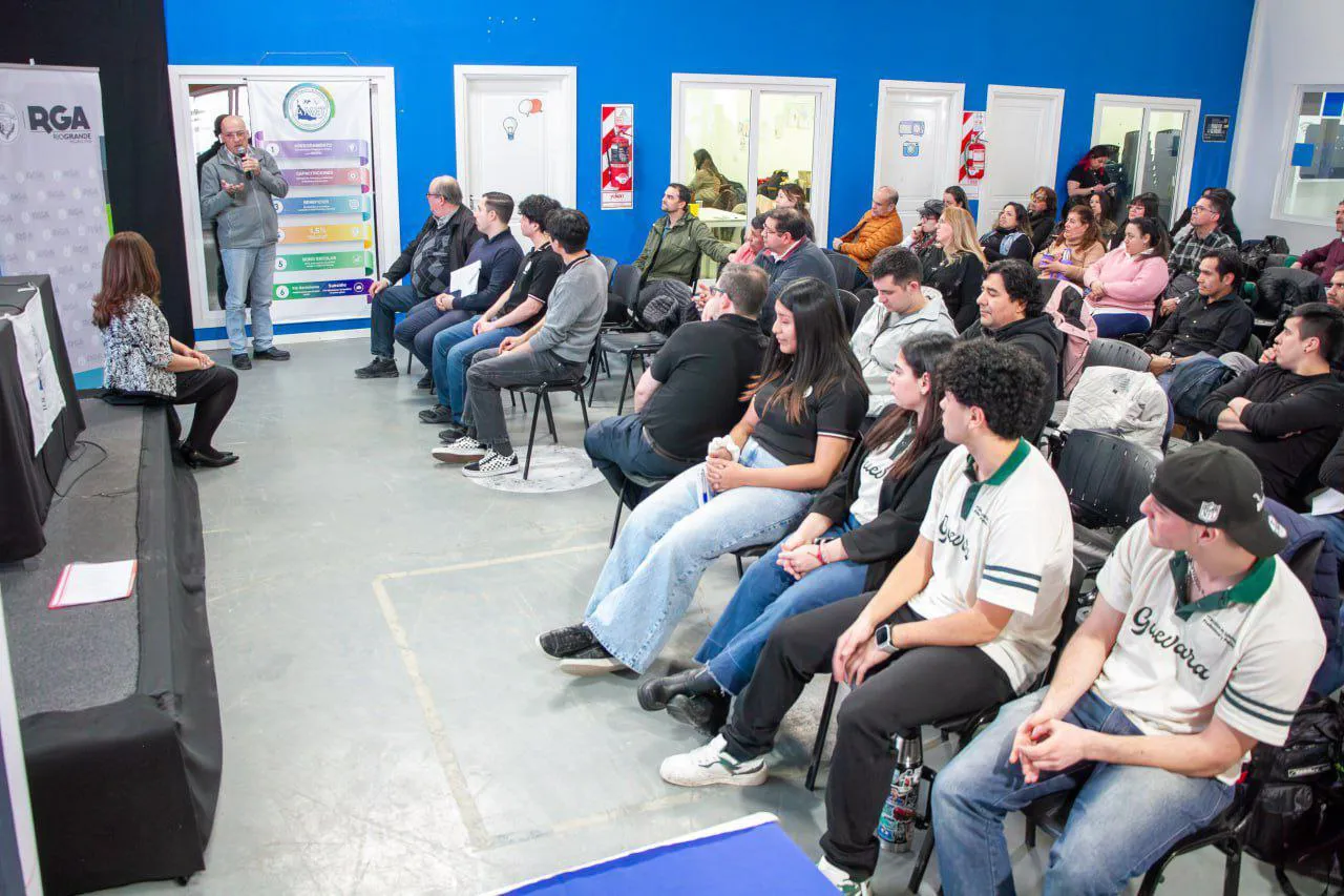 photo_5055489250186866564_y-1