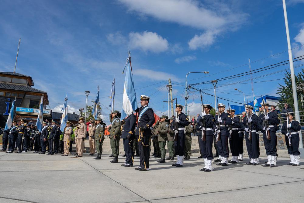 ff5db2bf-9c64-4f2b-b79a-7f388d169856