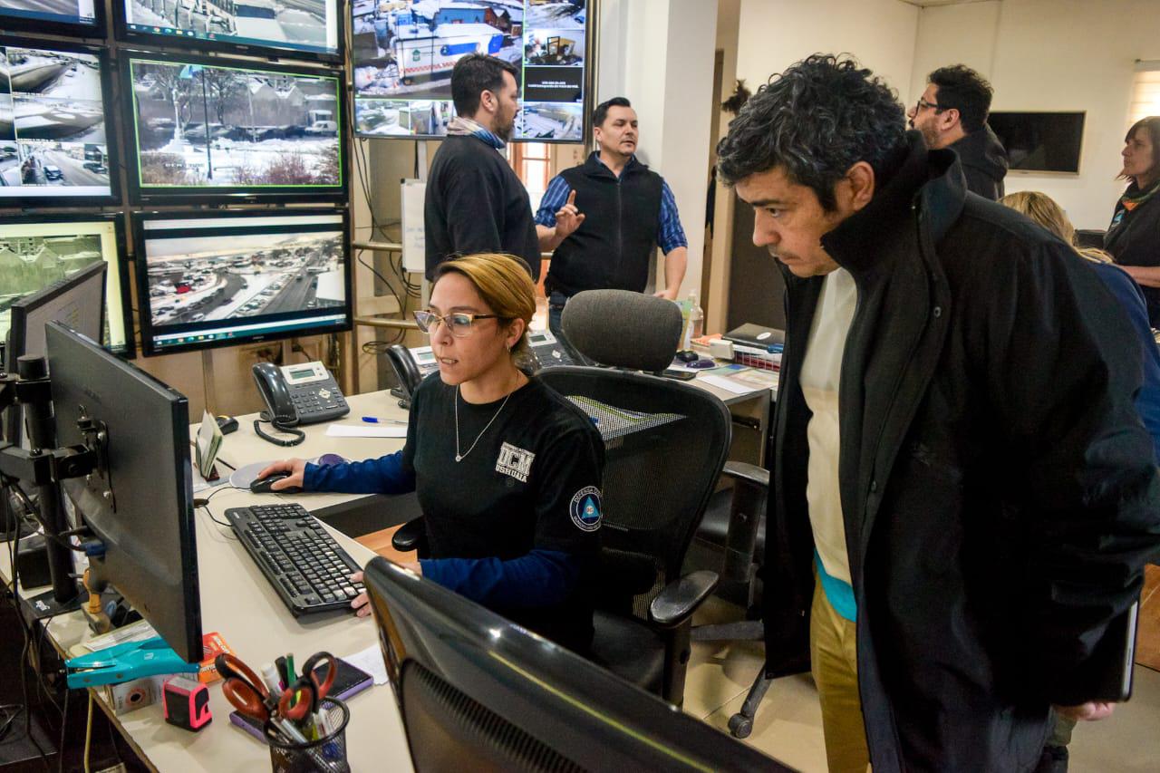 9a323b7e-08c3-438b-9cd0-98b05ee57a11