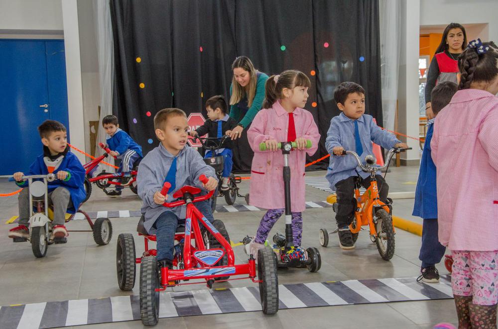 8ff8616d-f2af-4215-906e-e0c3a3a65db2