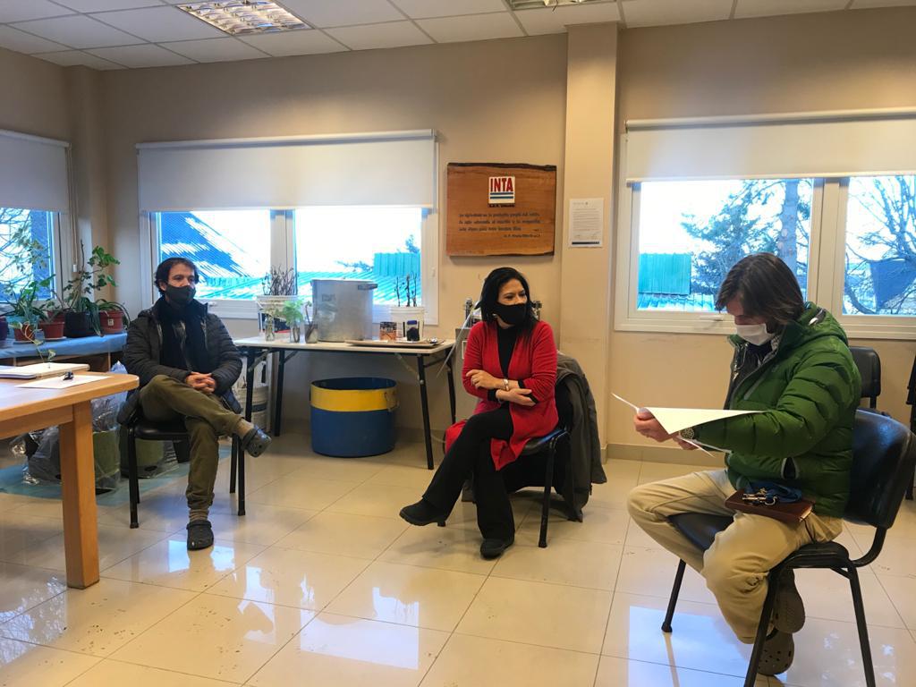 E63043DE-0822-41A3-8B9D-1D4EB3071D01