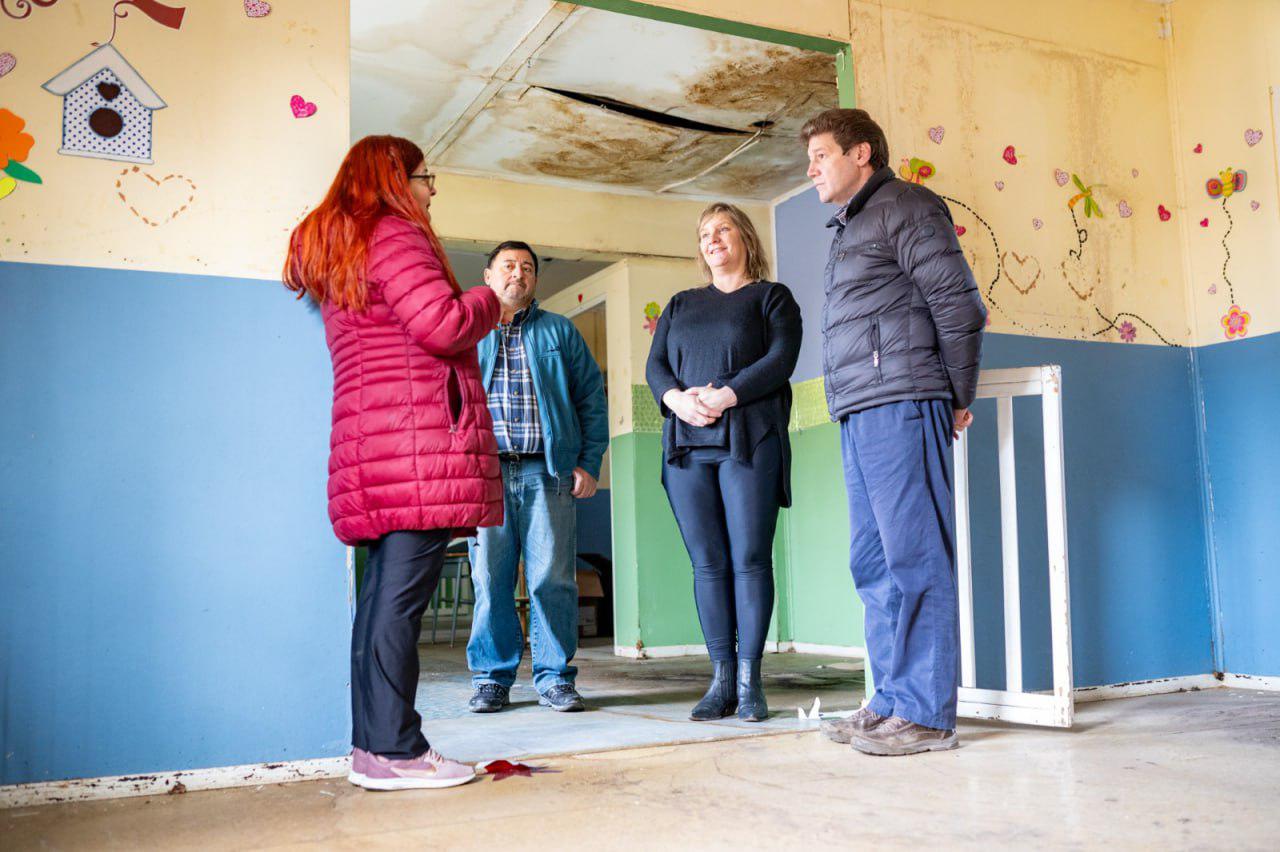 photo_5068881611050825085_y