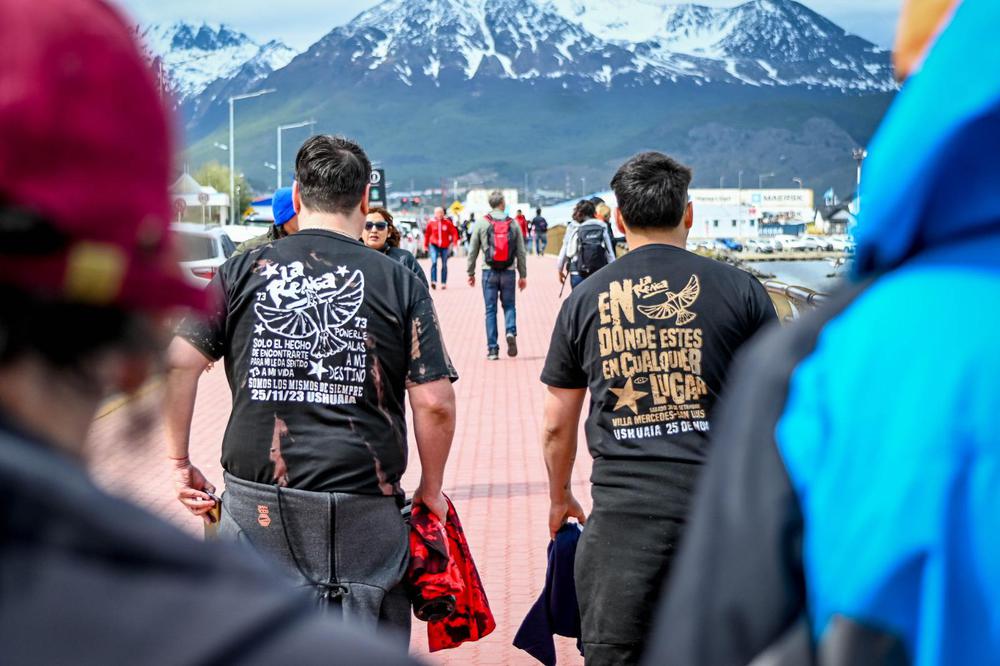 1999624b-4d3e-4ee3-a21a-3962146b9ae8