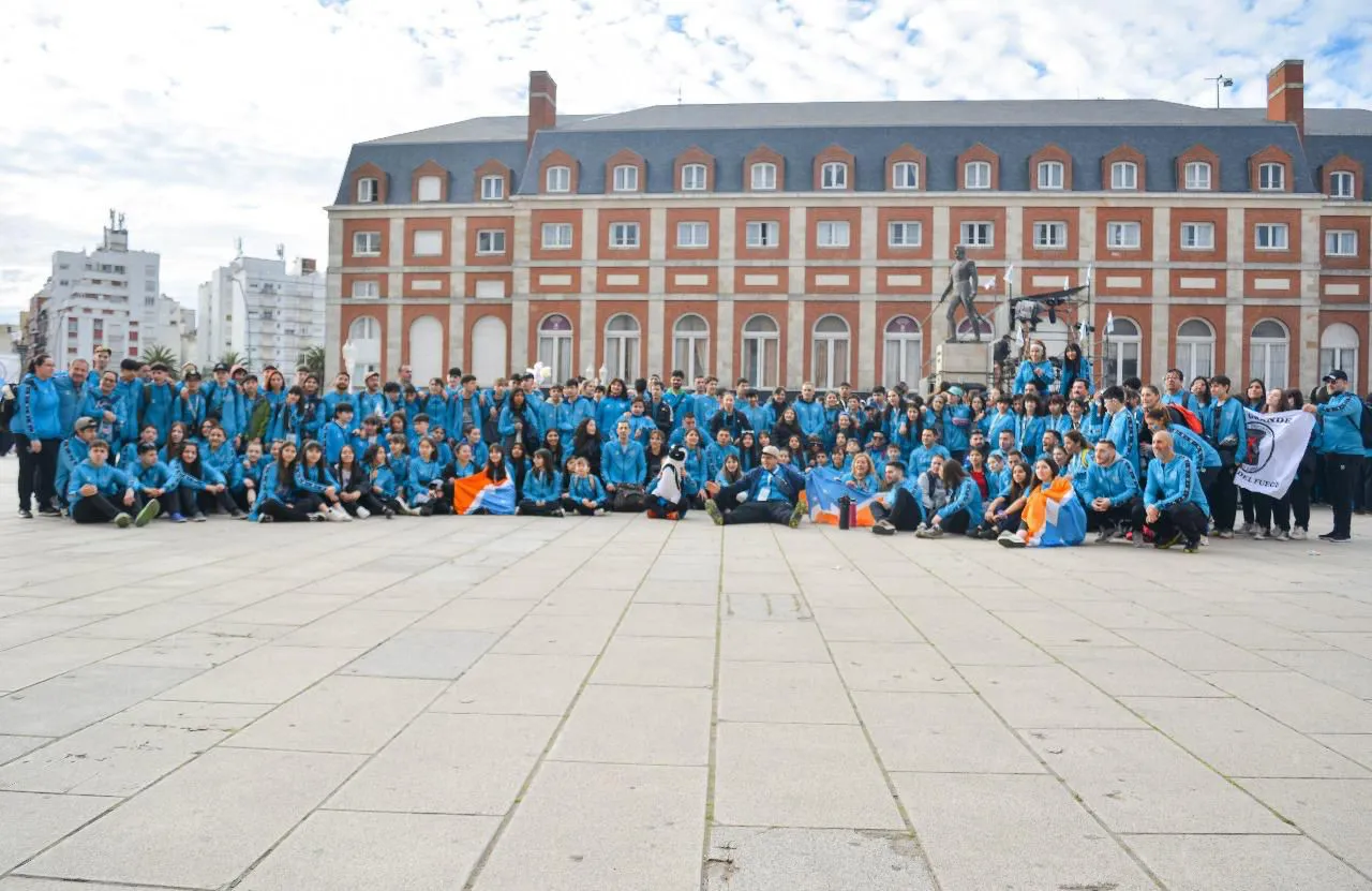 photo_4976727401178442785_y