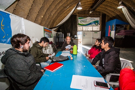 taller radio