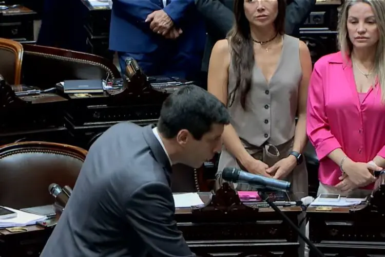 Ricardo-Garramuno-jurando