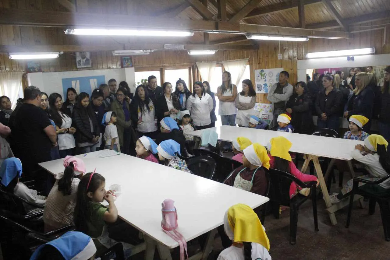 photo_5127542935804554975_y-1-1