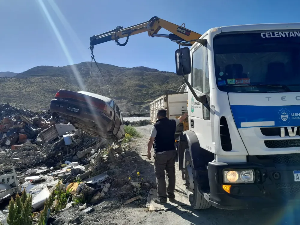 e8cfc92f-846d-4864-b01a-c8e1039a0971