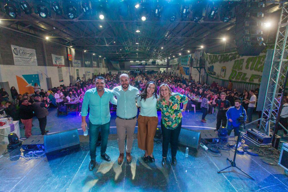 0bfdc981-7e25-40d9-930b-975a0cc4d42e