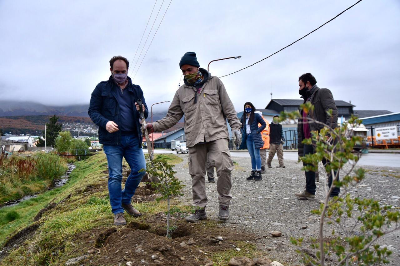 DÍA MUNDIAL DE LA TIERRA: LA MUNICIPALIDAD CELEBRÓ CON ...