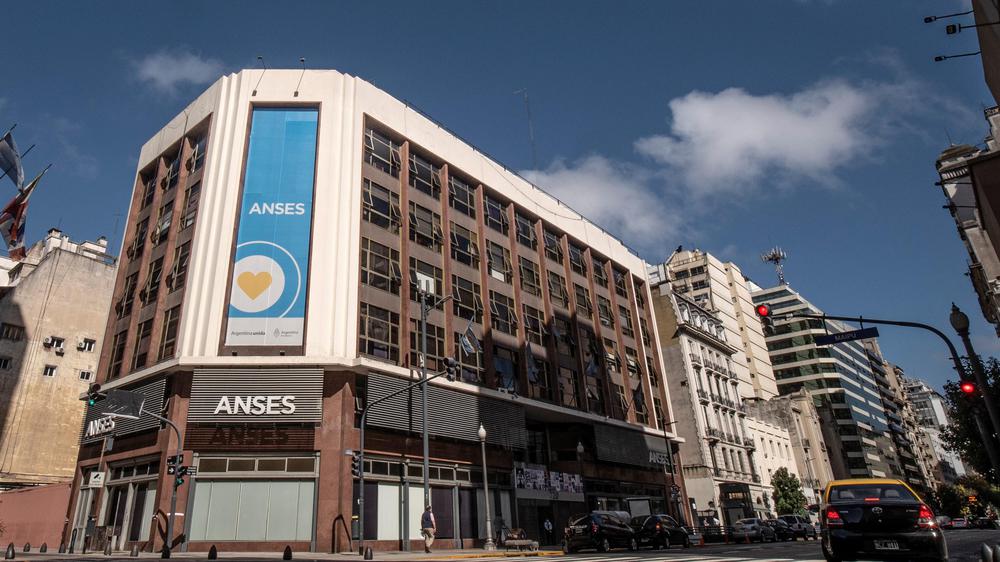 Fachada Anses Central