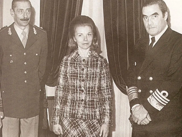 isabel_convoca_junto_a_videla_y_massera_enfrentar_a_la_guerrilla_02-75-27faa