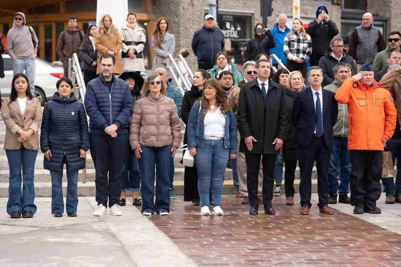 photo_4969833261412584259_y-1