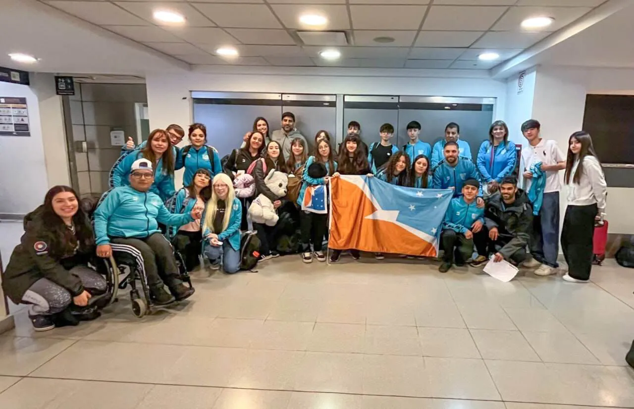 photo_4990272830381862385_y-1