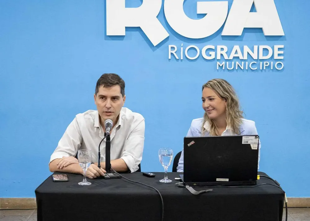 photo_5125198630985248314_w-1