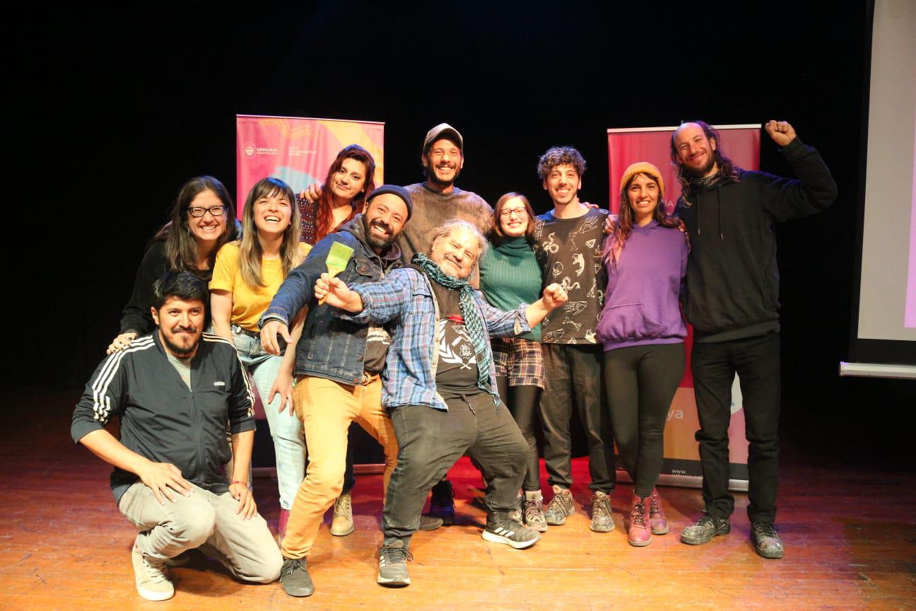 ad0929ec-fa45-4c6c-b70f-569d86ed4627