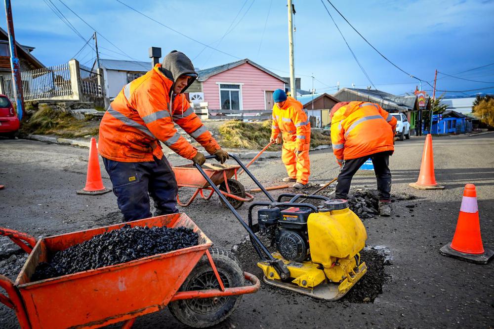 3716f958-a3fd-4782-a76d-5422056b5f1a