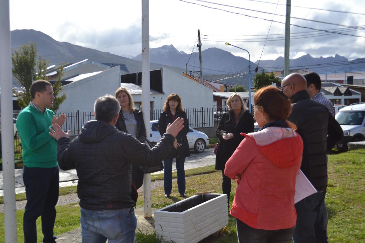 B174E15E-662D-469D-ACBE-031D7700CBBA