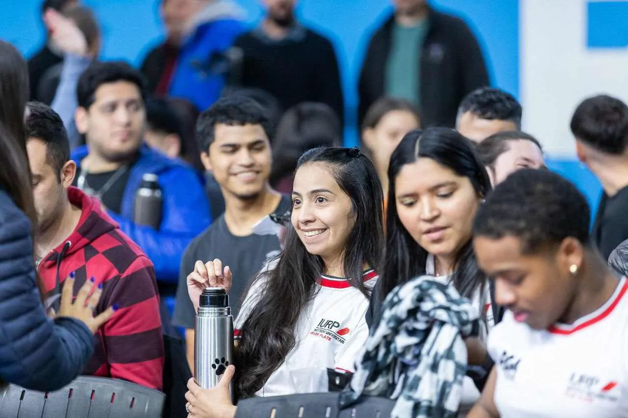 photo_5134624258842626868_y-1-2