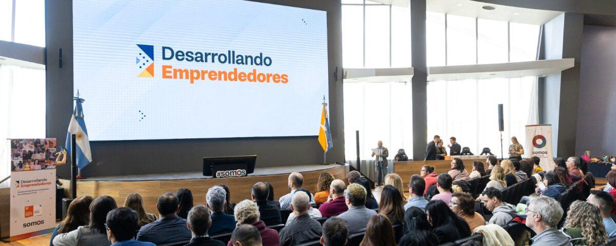 Emprendedores-e1683412752404-1200x480