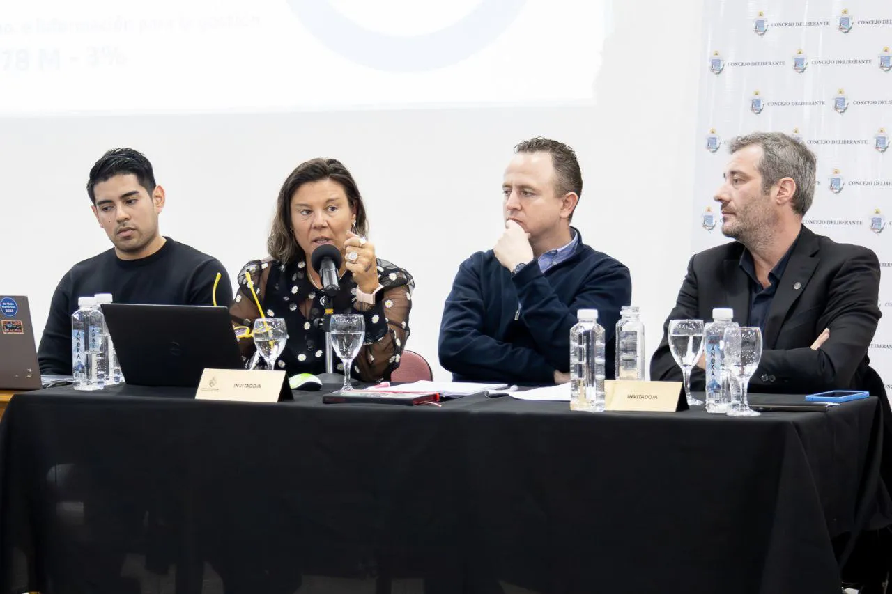 photo_5019819886096002552_y