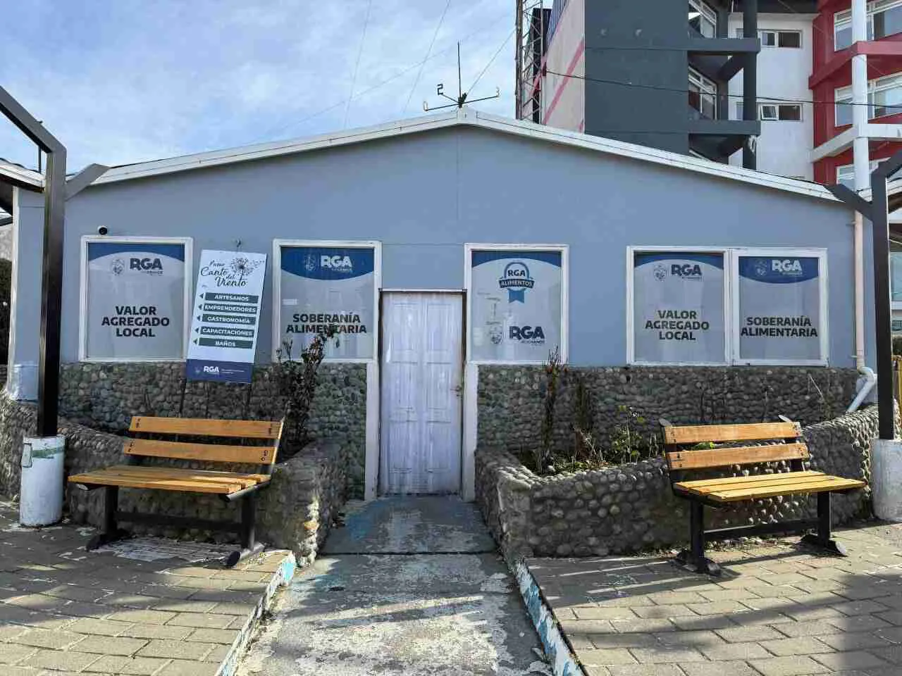 photo_5186026487570697023_y-1