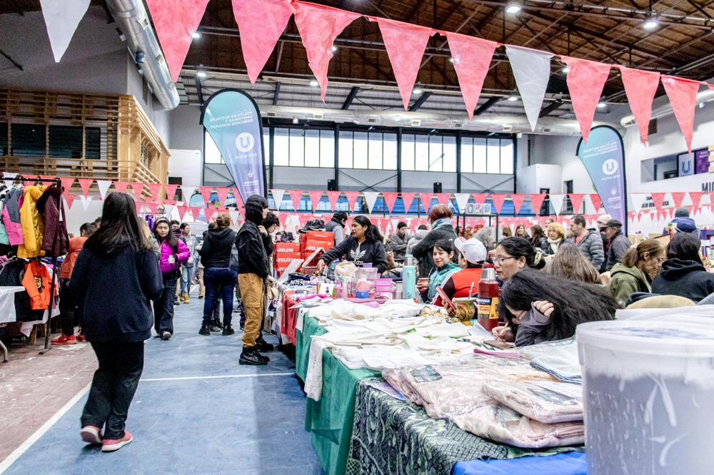 8e61df49-eff9-4290-abd8-70aad757f94d