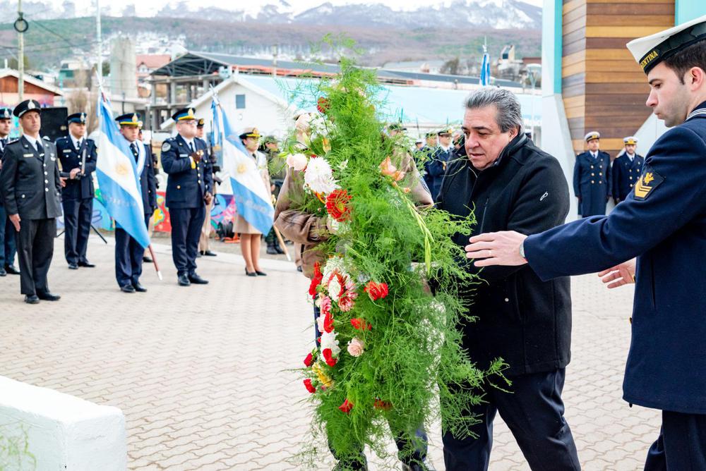 a0b11048-c475-4f4e-a6f4-e5652bc17505