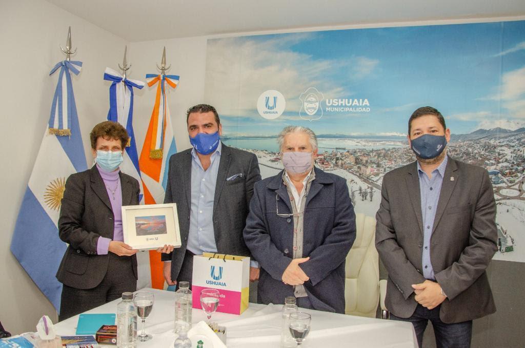 La Municipalidad de Ushuaia recibió a la embajadora de Israel en Argentina