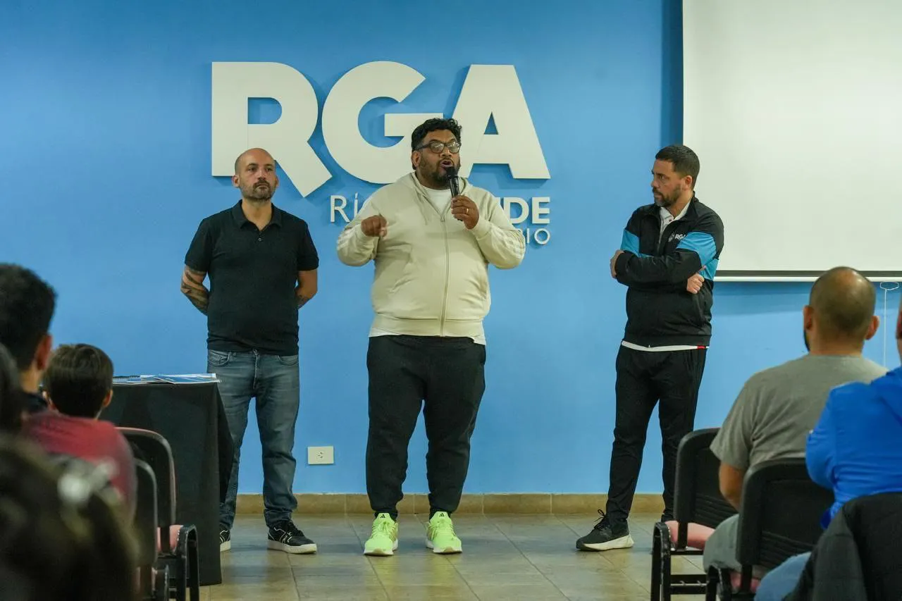 photo_5159078492657266210_y