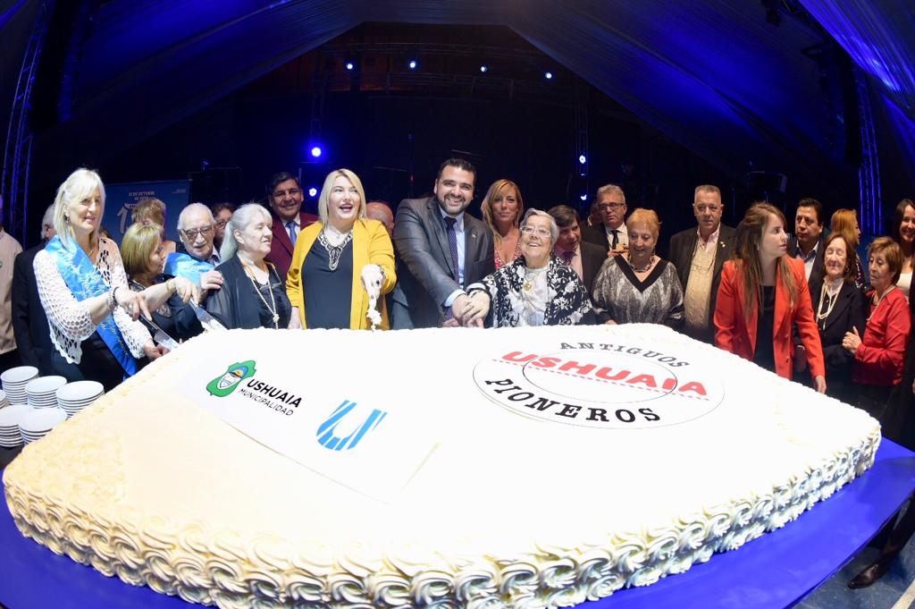 cena antiguos pobladores4