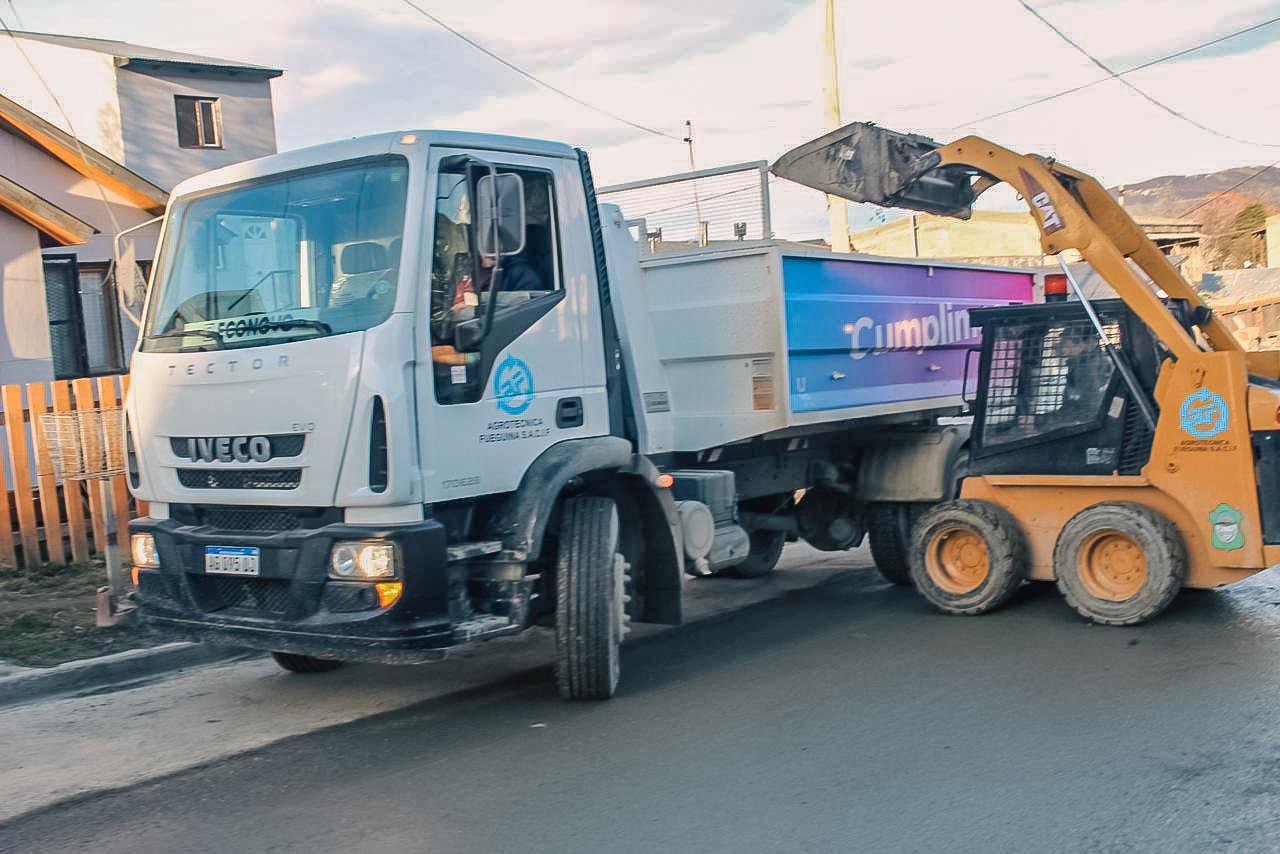 c0e120d1-9981-4fb3-b8b7-0b0467128661