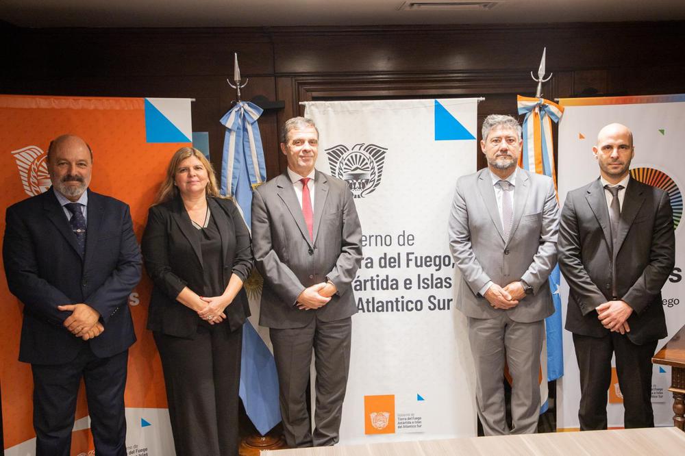 6b45cce9-0281-437a-85ef-937a8e839d3c