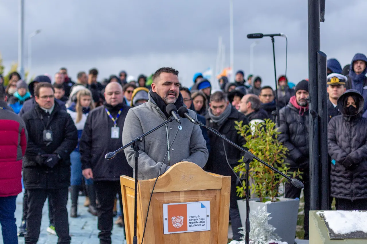 e168a51f-31c4-4eb8-a35a-ac16c846efce