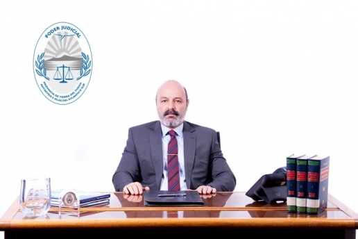 view_el-doctor-muchnik-ocupa-la-presidencia-del-superior-tribunal-de-justicia_11665
