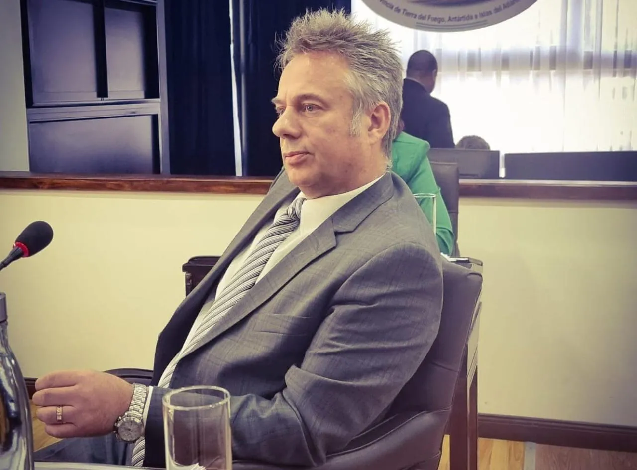 11ef99b5-f609-4ffe-93ed-1bd1f84ddc26