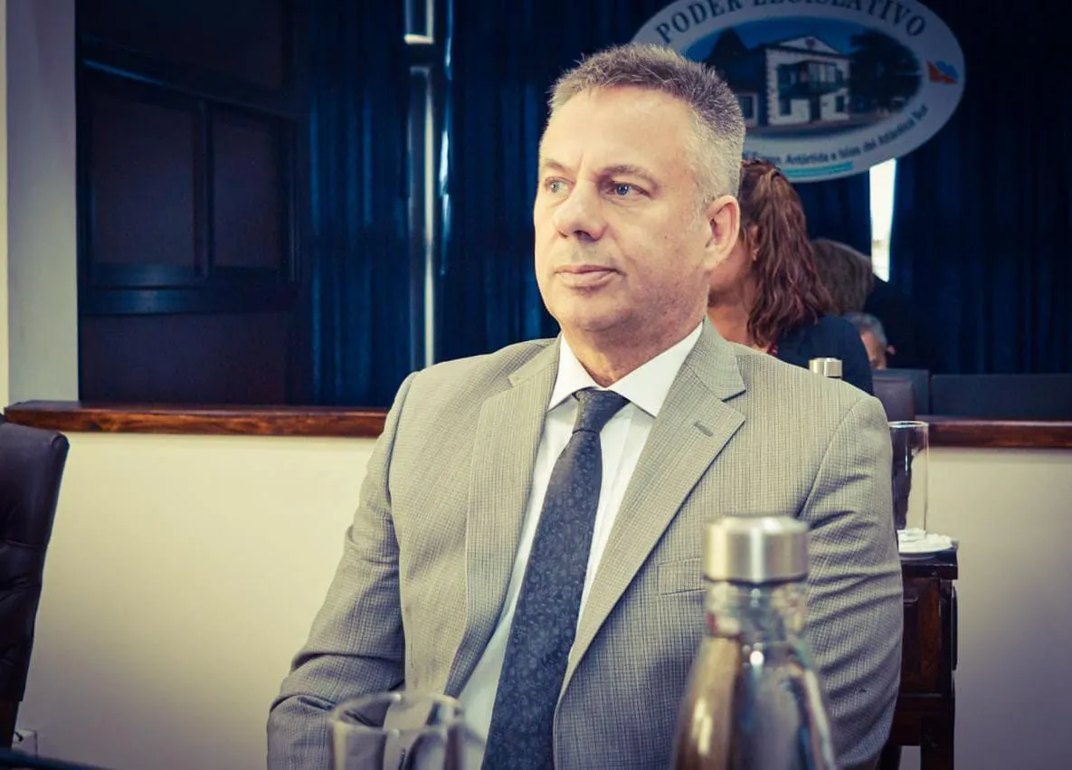 e7760651-8c2f-4de5-bbab-be0bea2219b7