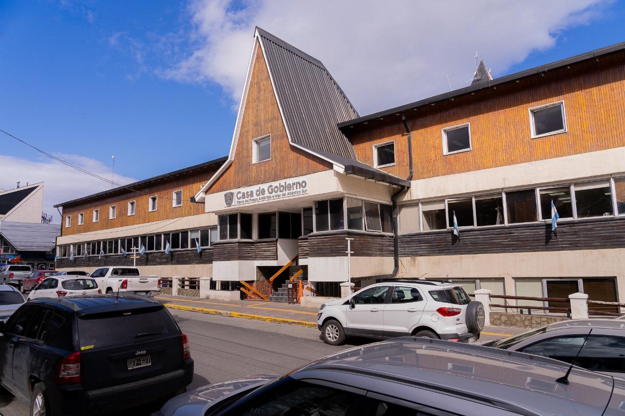 18c03021-d64b-488f-9c56-f413a6fc18c9