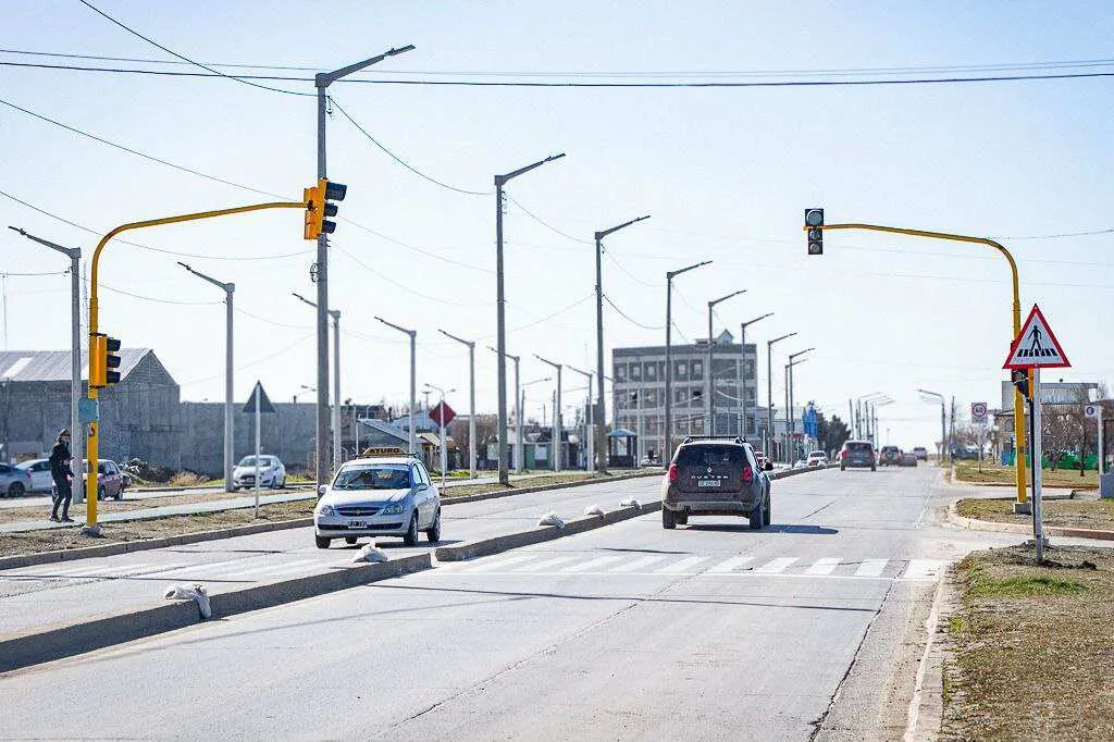 photo_5091730227183946564_y-1