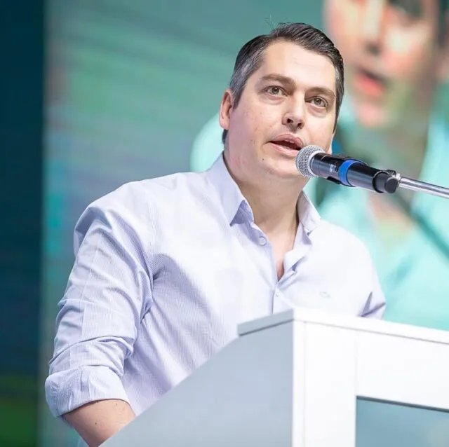 martin-perez1-640x638-d5oBhN