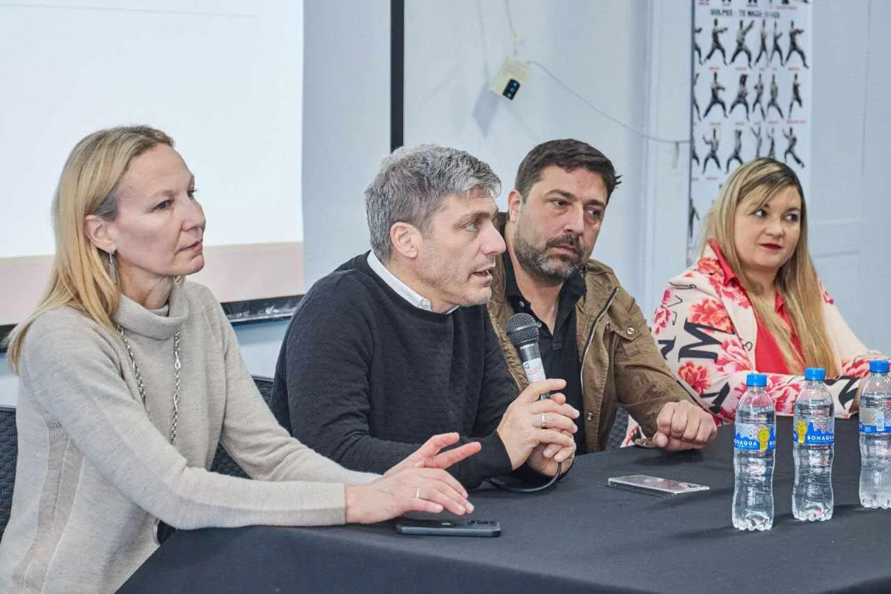 photo_4947494552390536170_y-1 (1)