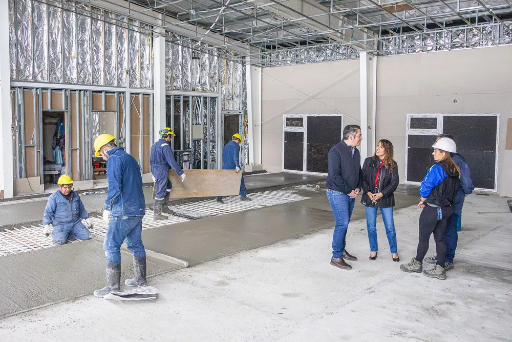 photo_4999528746897747498_w