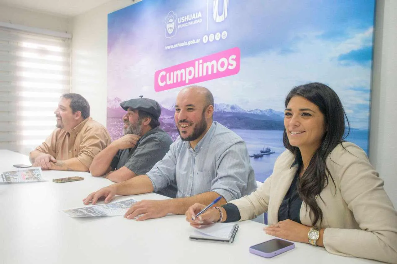 photo_5082382458493710084_y-1-1