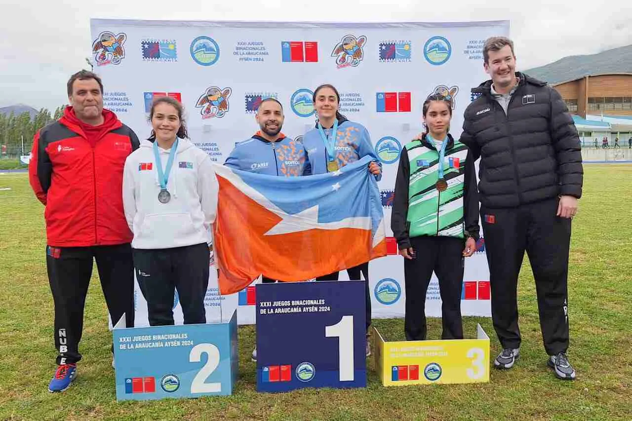 photo_5017049589240410328_y-1